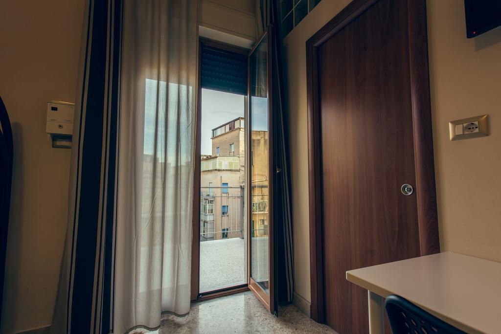 Valle Dei Templi Bed & Breakfast Agrigento Bagian luar foto